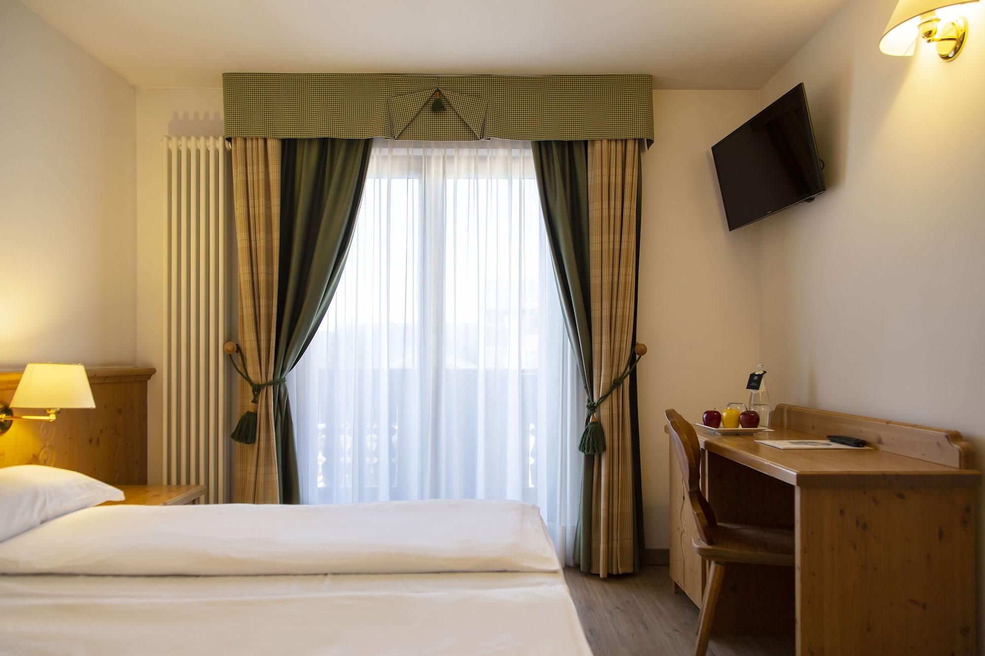 Golf Hotel Folgaria Esterno foto